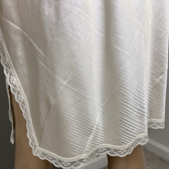 Vintage Warner's Half Slip Skirt Satin Ivory Size Medium Double Slit 55315 USA - Picture 5 of 9